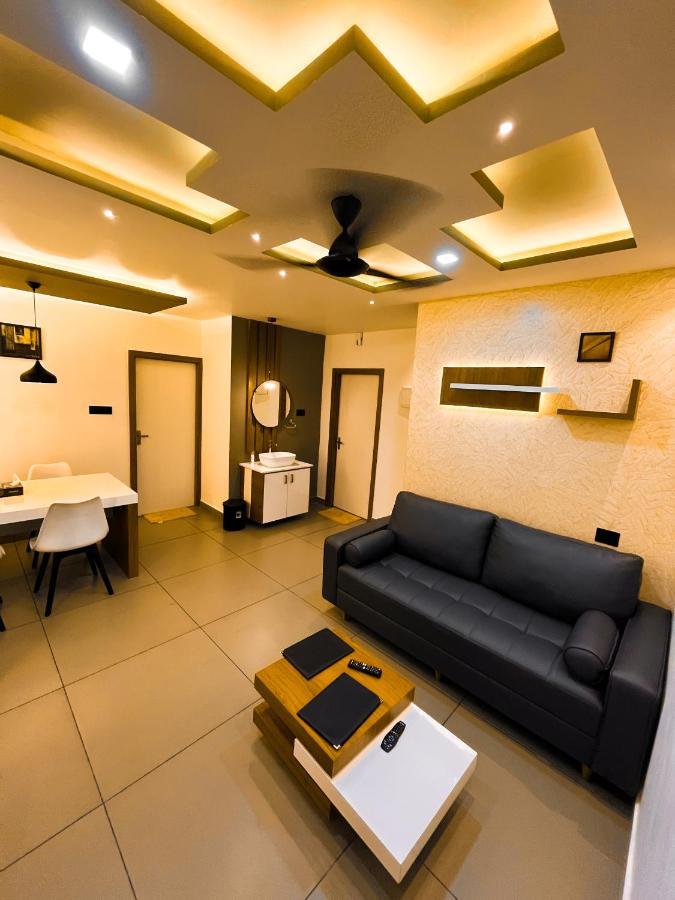 Bbc Luxury Apartments Perintalmanna Екстер'єр фото