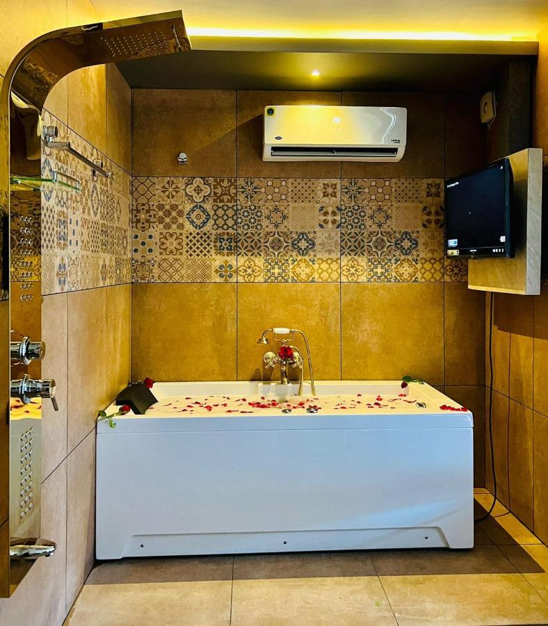 Bbc Luxury Apartments Perintalmanna Екстер'єр фото